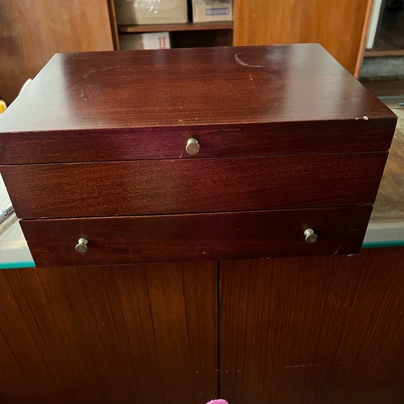 VINTAGE REED & BARTON 24K GOLD PLATED 68 PIECE FLATWARE & HOSTESS SERVING SET - Picture 7 of 10